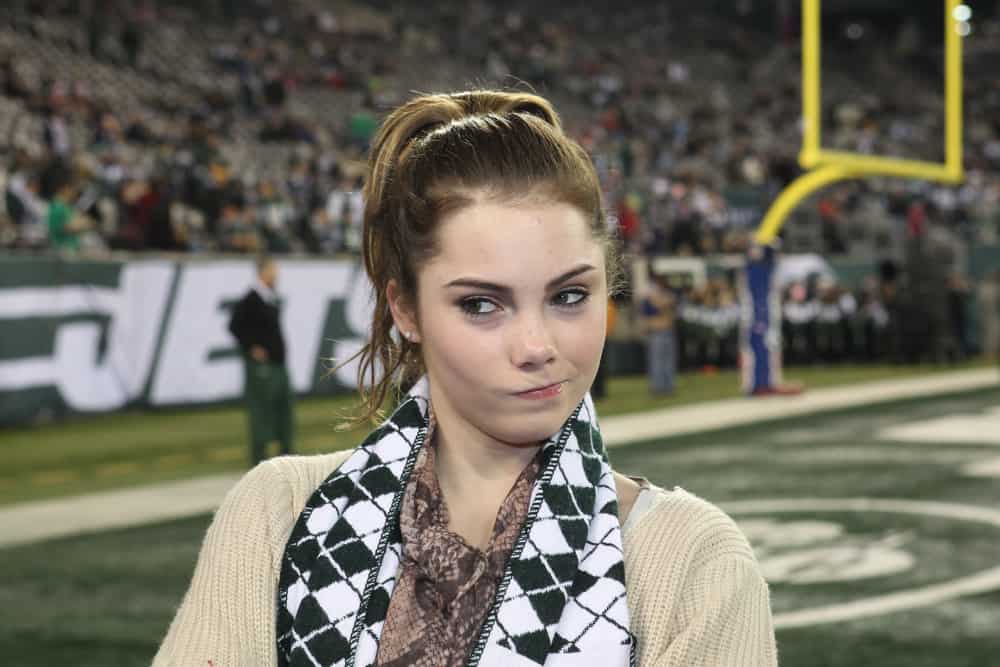 McKayla Maroney Biography, Height, Weight, Age, Net Worth, Affairs, Family & More.