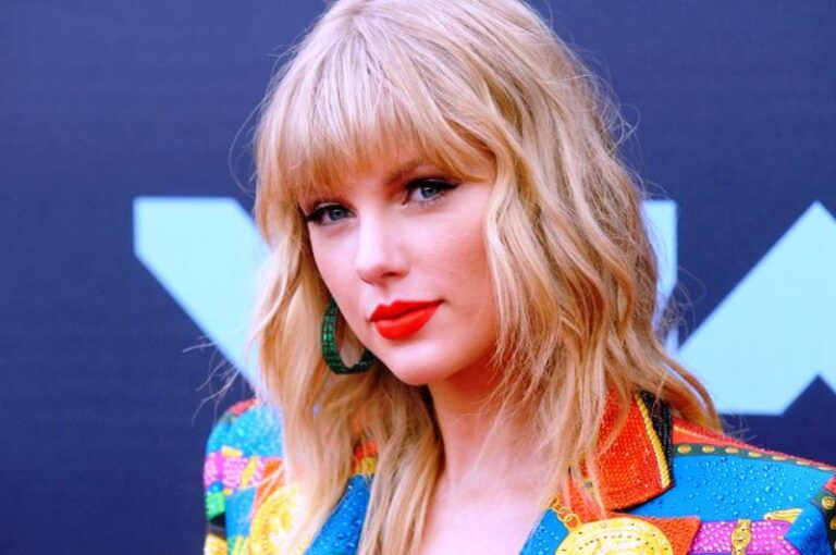 Taylor Swift Net Worth, Age, Height, Affairs, Husband & More