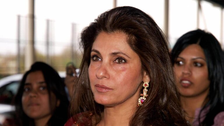 Dimple Kapadia Age, Height, Weight, Husband, Biography, Net Worth