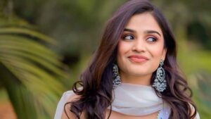 Varsha Dsouza Biography, Age, Height, Weight, Family, Husband, Net Worth