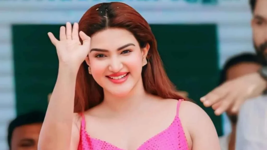 Honey Rose Age, Height, Weight, Family, Boyfriend, Net Worth, Biography & More