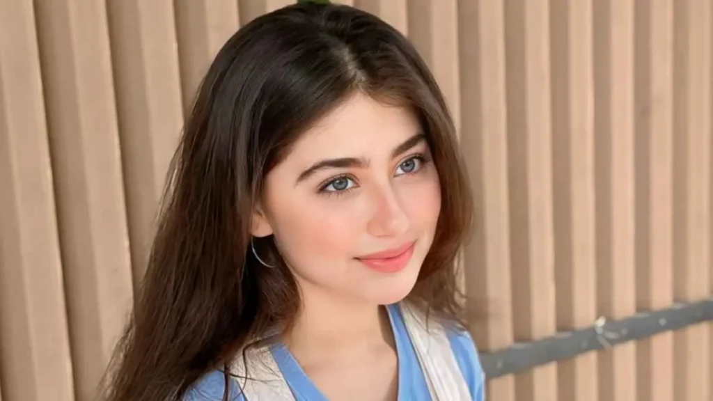 Aditi Bhatia Age, Height, Weight, Family, Affairs, Net worth, Biography & More