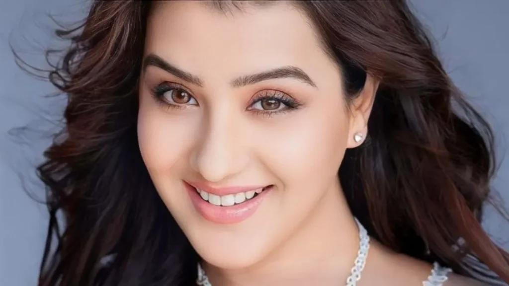 Shilpa Shinde Age, Height, Weight, Husband, Net Worth, Biography & More