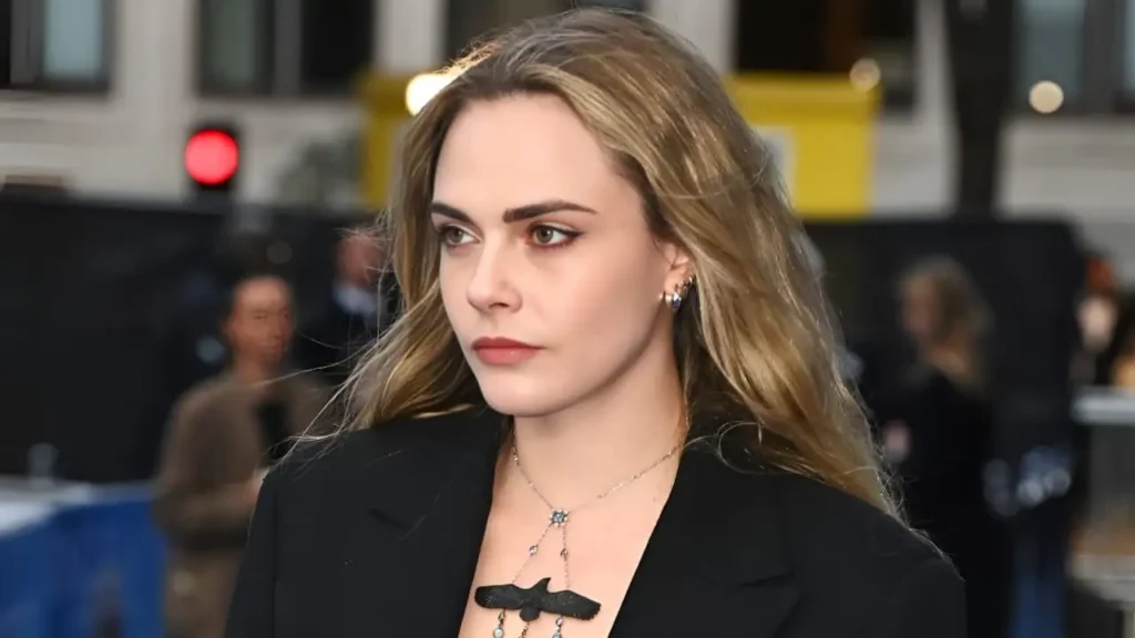 Cara Delevingne Height, Weight, Boyfriend, Net Worth & More