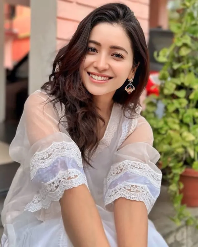 Asha Negi Age, Height, Boyfriend, Net Worth, Biography & More