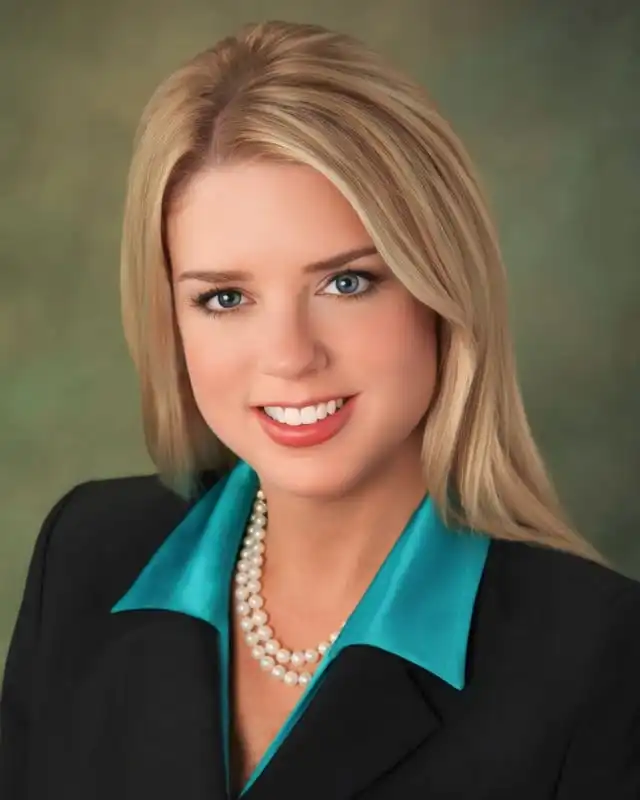 Pam Bondi Age, Biography, Husband, Children, Net Worth & More