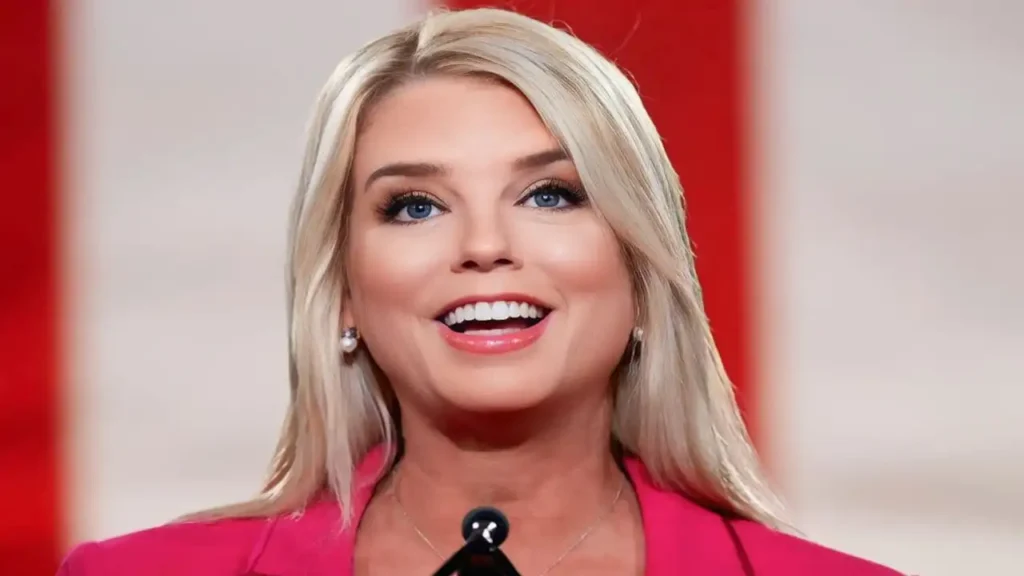 Pam Bondi Age, Biography, Husband, Children, Net Worth & More