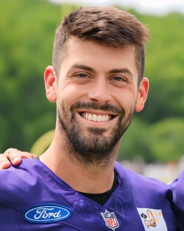 Justin Tucker Height, Age, News, Net Worth, Wife, Stats And More