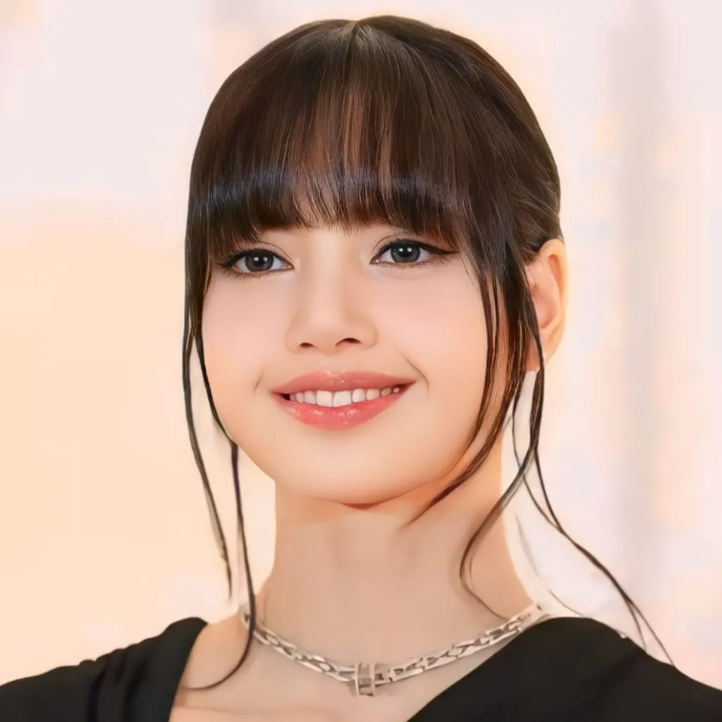 Lalisa Manobal (Blackpink Lisa) Height, Affairs, Net Worth, Family