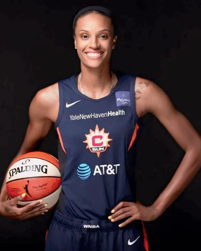 DeWanna Bonner Age, Height, Husband, Kids, Net Worth And More