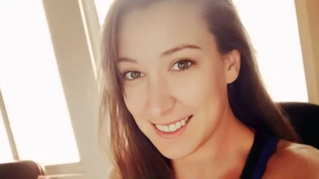 Ashli Babbitt Death, Age, Height, Net Worth, Husband, Lawsuit And More