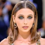 Emma Chamberlain Age, Height, Boyfriend, Net Worth, And More
