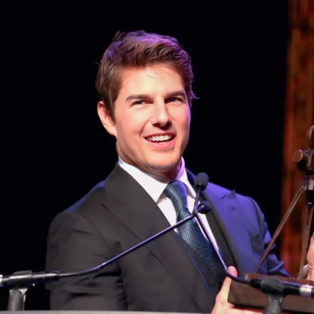 Tom Cruise Net Worth, Age, Height, Wife, Movies & More