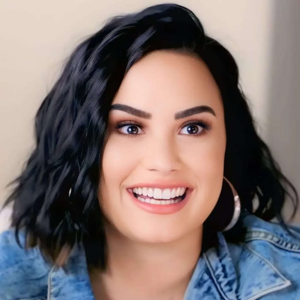 Demi Lovato Height, Age, Husband, Songs, Net Worth And More
