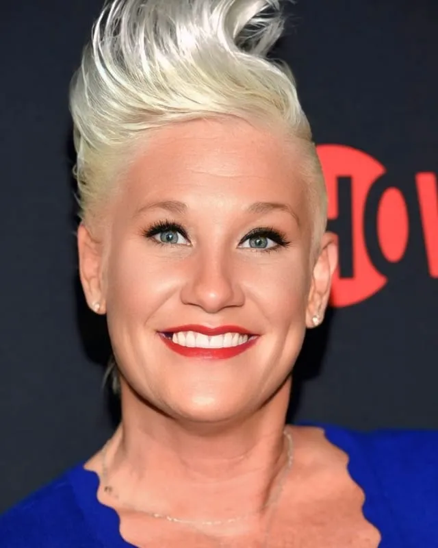 Anne Burrell Net Worth, Age, Height, Husband, Death Cause, And More