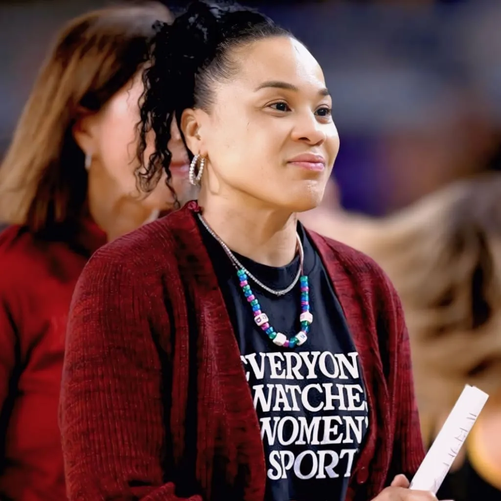 Dawn Staley Age, Height, Wife, Salary, Net Worth, and More