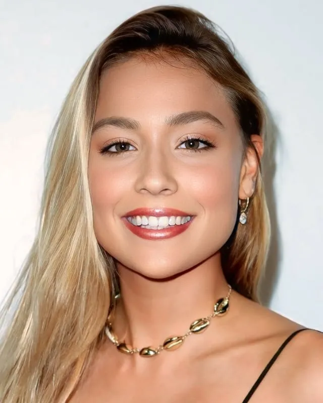 Tia Blanco Age, Height, Husband, Photos, Net Worth, And More