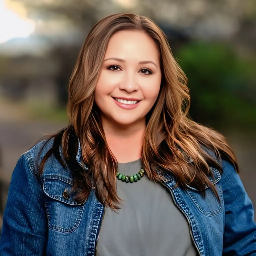 Adelita Grijalva Age, Height, Husband, Net Worth and More