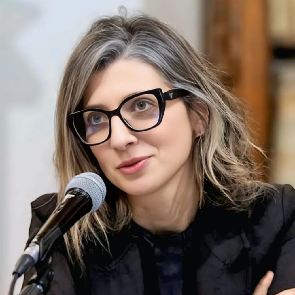 Francesco Albanese Age, Height, Husband, Net Worth, And More