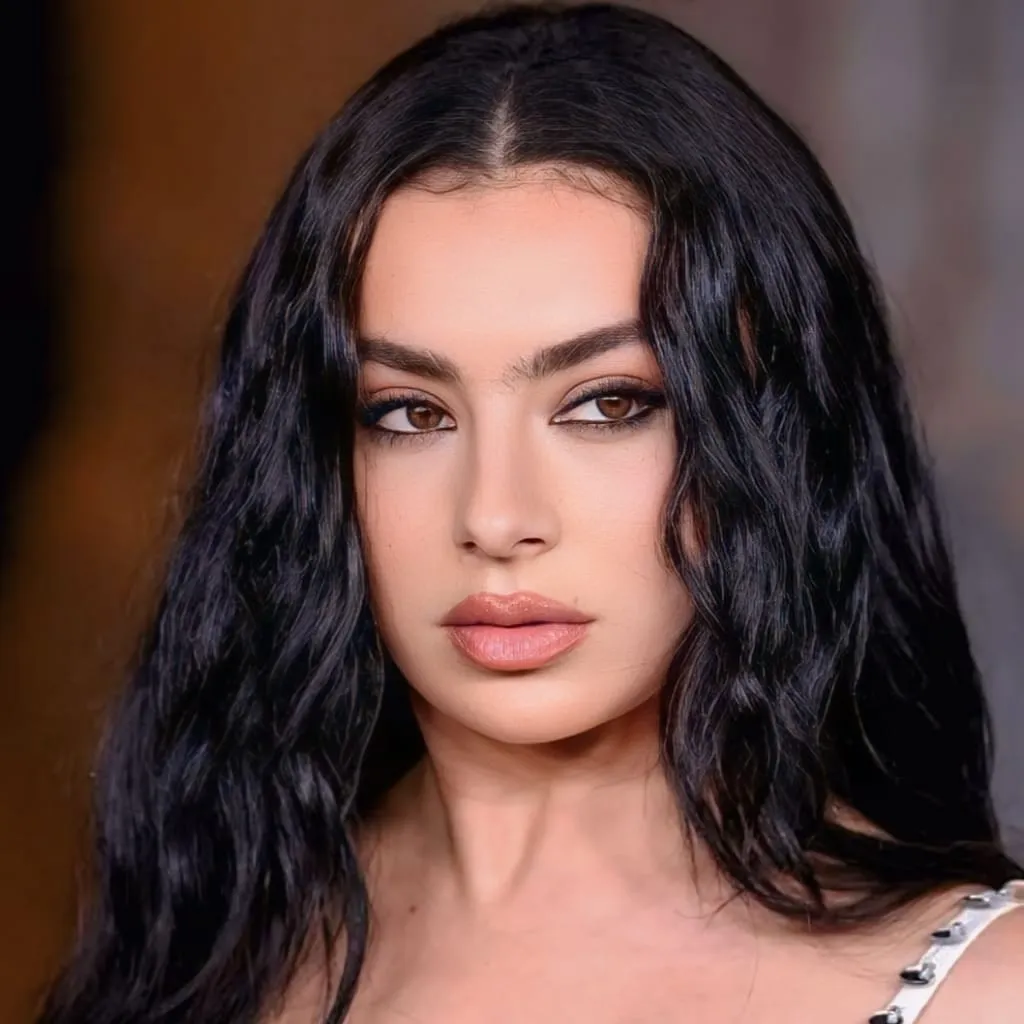 Charli XCX Age, Height, Husband, Real Name, Net Worth And More