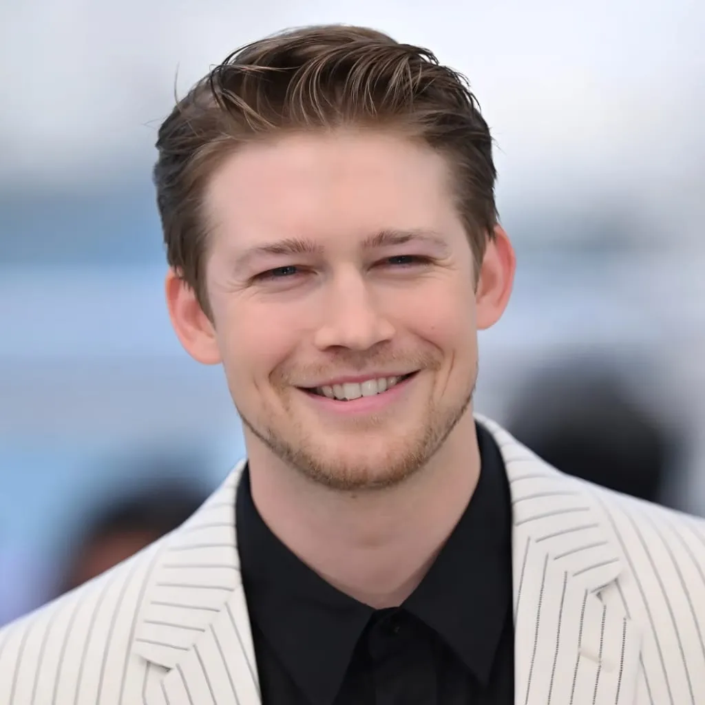 Joe Alwyn Height, Age, Wife, Movies, Net Worth And More