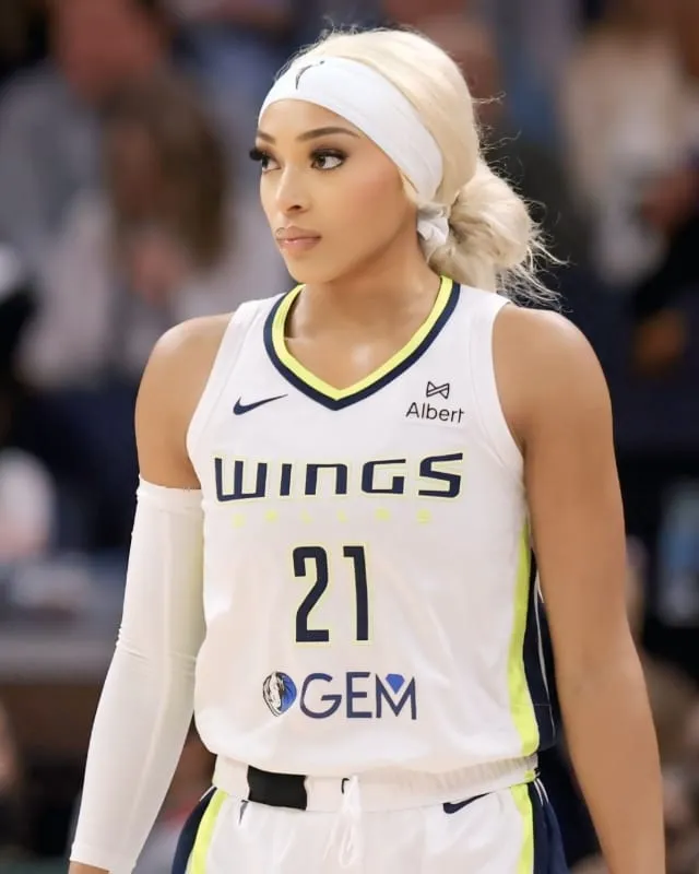 DiJonai Corrington Age, Height, Boyfriend, Net Worth And More