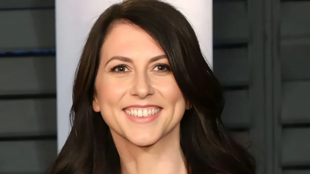 MacKenzie Scott Age, Height, Books, Net Worth & More