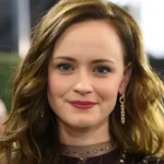 Alexis Bledel Age, Height, Husband, Net Worth And More