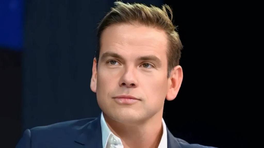 Lachlan Murdoch Age, Wife, Religion, Net Worth And More