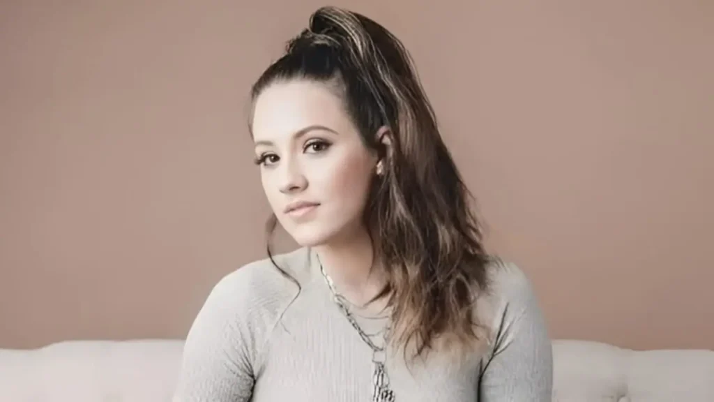 Maggie Baugh Age, Height, Songs, Net Worth And More