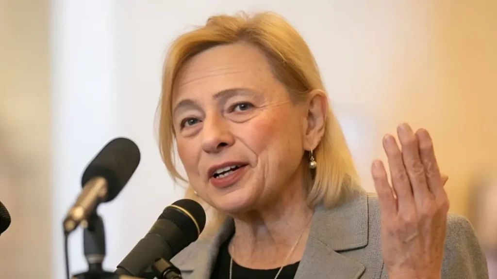 Janet Mills Age, Height, Husband, Salary, Net Worth And More