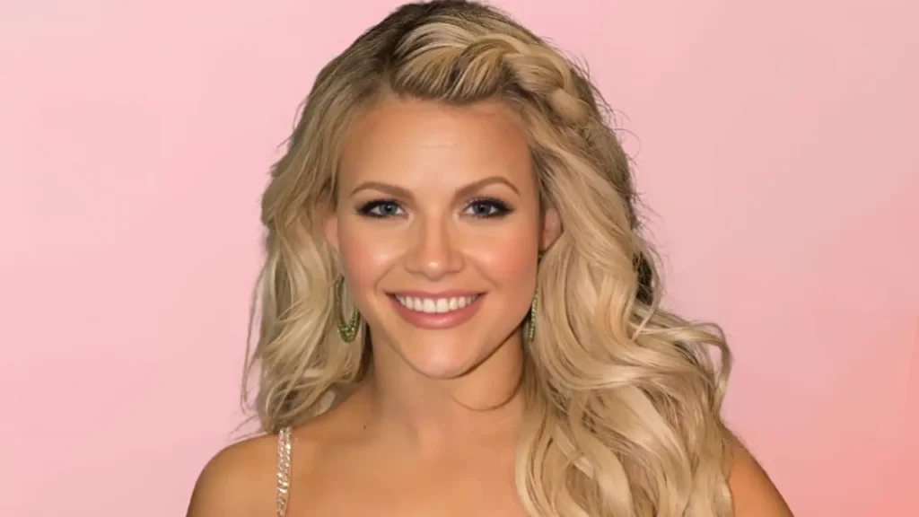 Witney Carson Age, Height, Boyfriend, Biography
