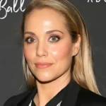 Elizabeth Berkley Age, Height, Movies, Net Worth And More