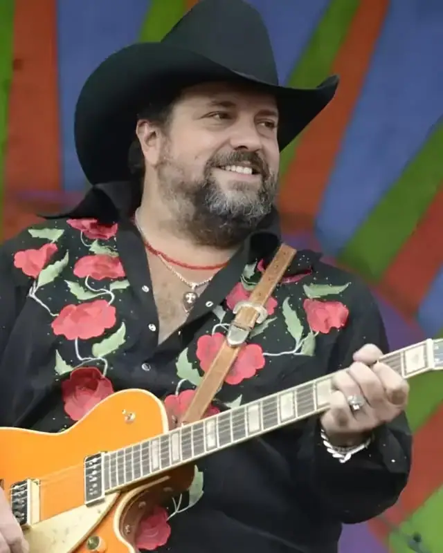 Raul Malo Age, Height, Wife, Kids, Net Worth And More