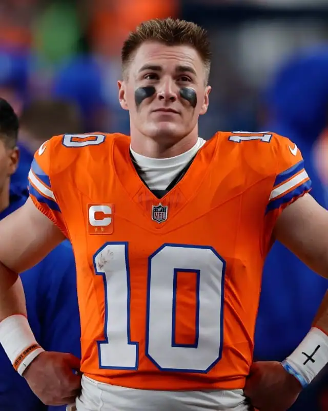 Bo Nix Height, Age, Family, Wife, Stats, Net Worth