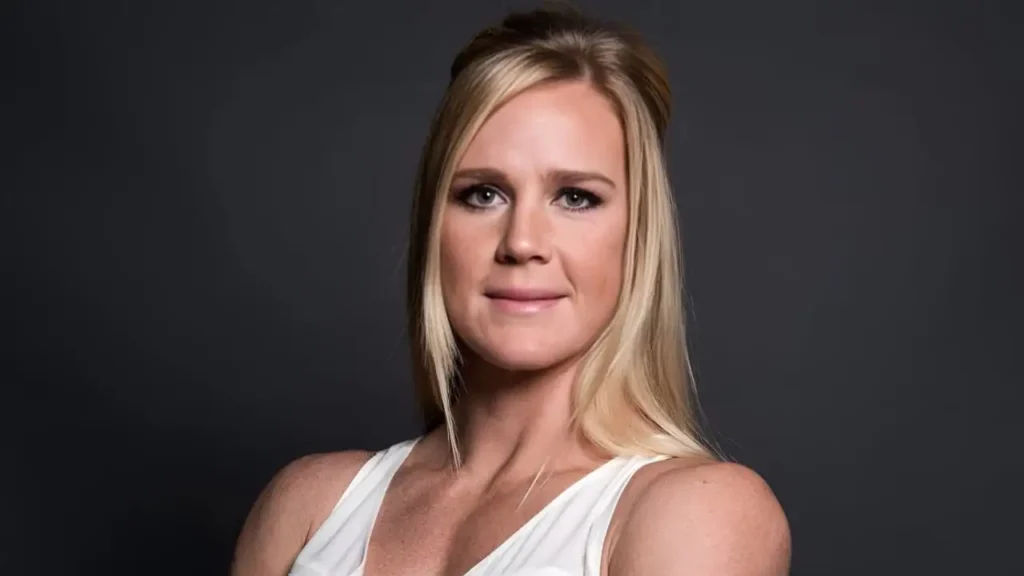 Holly Holm Height, Age, Husband, Net Worth And More