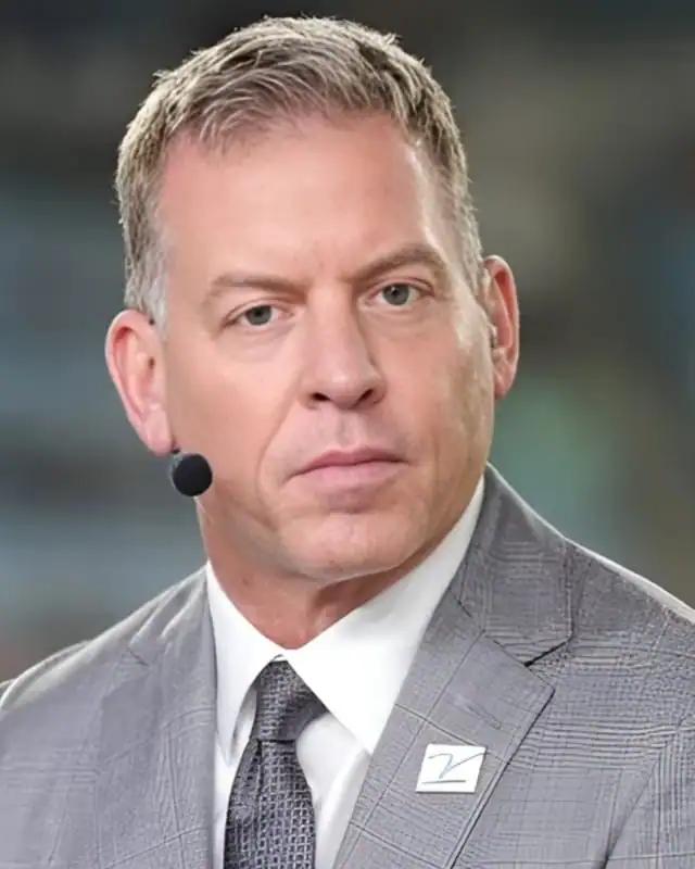 Troy Aikman Height, Age, Wife, Records, Net Worth And More