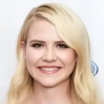 Elizabeth Smart Age, Height, Husband, Net Worth And More