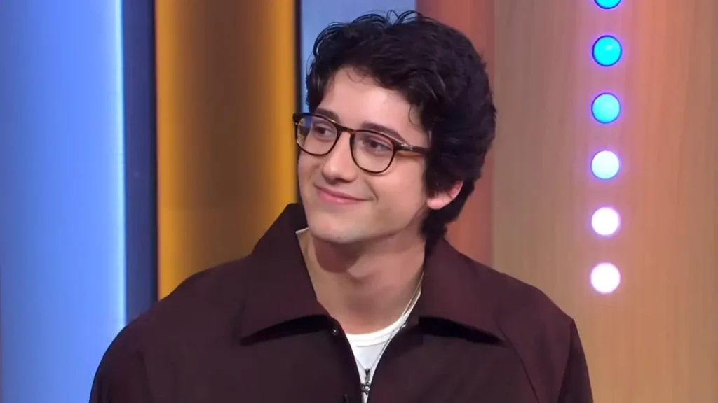 Milo Manheim Height, Age, Girlfriend, Net Worth And More