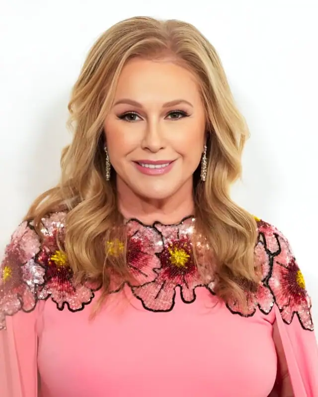 Kathy Hilton Age, Height, Husband, Movies, Net Worth
