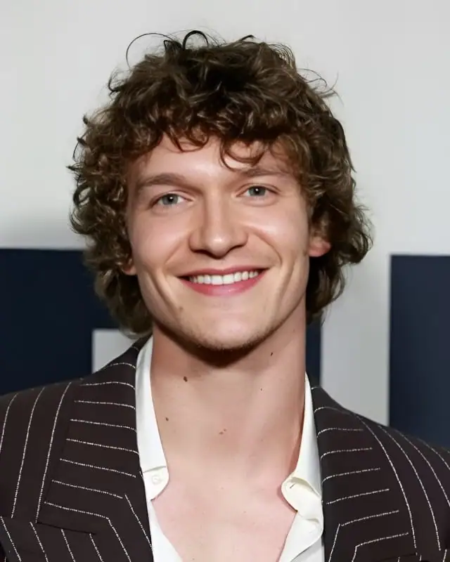 Connor Storrie Age, Height, Family, Net Worth And More