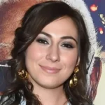 Victoria Jones Age, Height, Movies, Net Worth And More