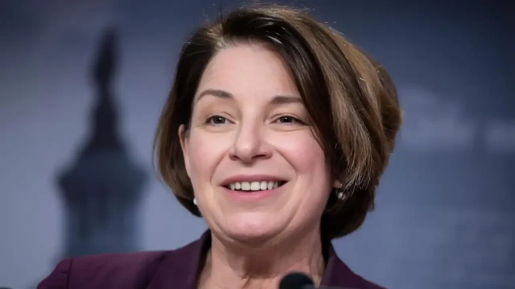 Amy Klobuchar Age, Height, Husband, Net Worth And More