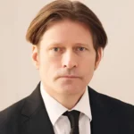 Crispin Glover Height, Age, Wife, Movies, Net Worth And More