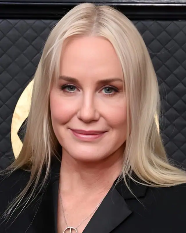 Daryl Hannah Age, Height, Movies, Net Worth And More