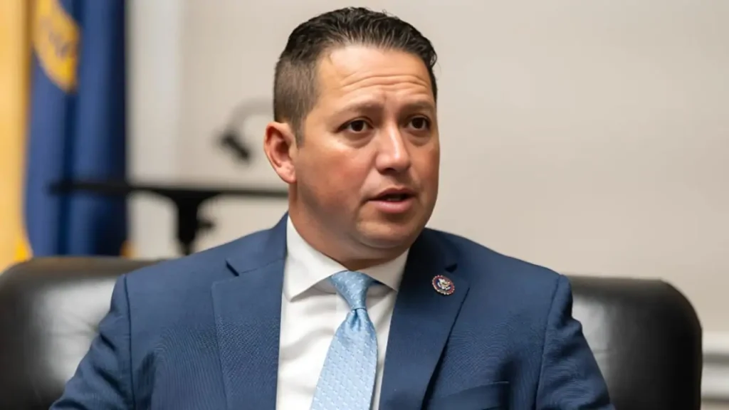 Tony Gonzales Age, Height, Wife, Net Worth And More