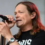 Brad Arnold Age, Height, Wife, Songs, Net Worth And More