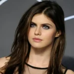 Alexandra Daddario Height, Age, Movies, Net Worth And More