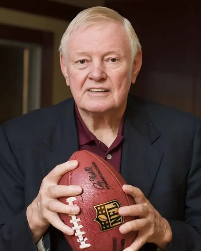 Sonny Jurgensen Age, Height, Family, Stats, Net Worth And More