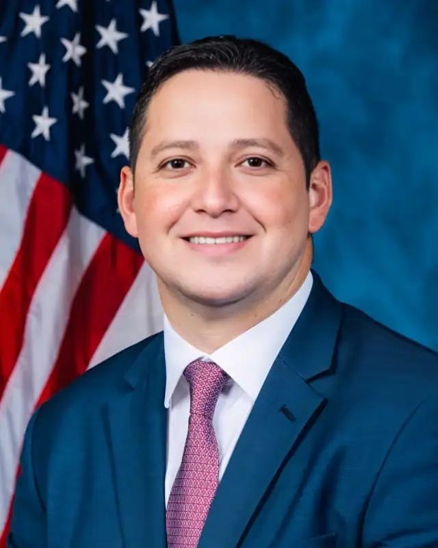 Tony Gonzales Age, Height, Wife, Net Worth And More